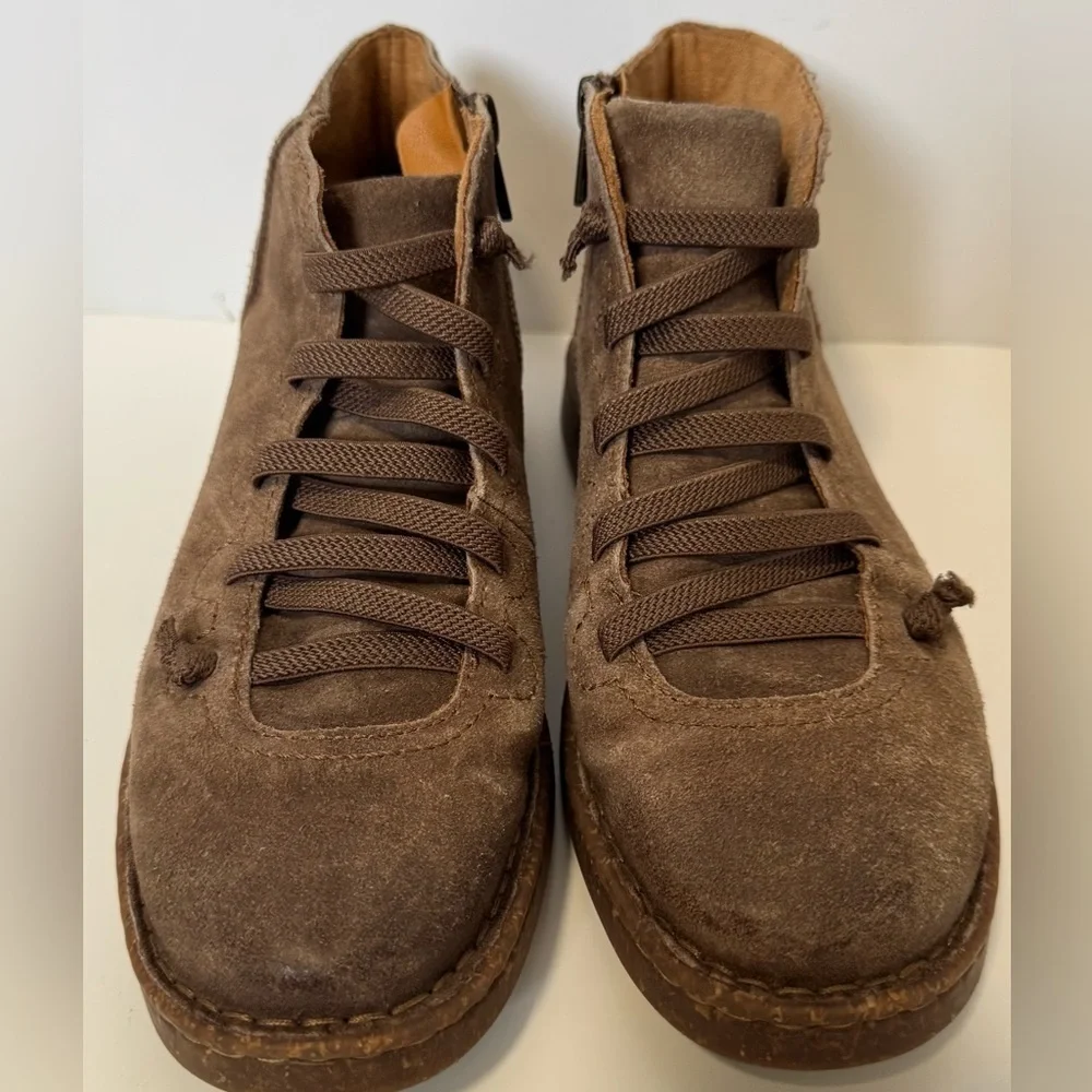 Born Tori brown suede ankle boots size 7.5